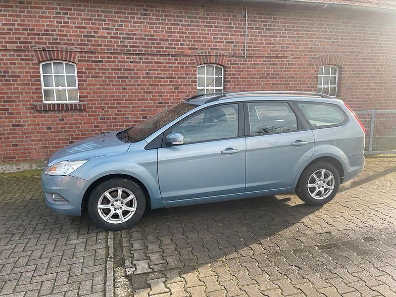 Usata Ford Focus 109 CV (80 kW) 2008 Argento Station wagon