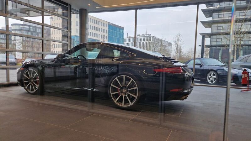 Schwarz Gebraucht 2012 Porsche 911 Carrera S Coupé | 76.000 € (Fairer Preis) - Bild 1/4