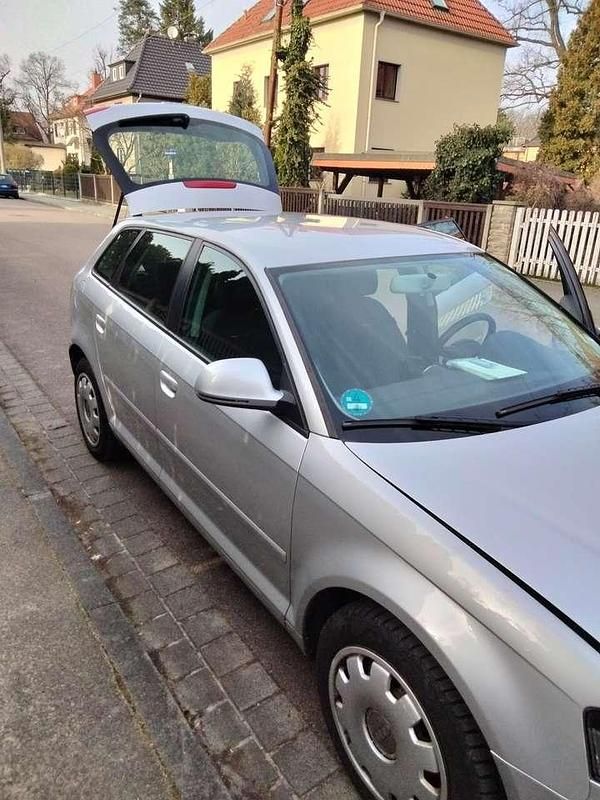 Gebraucht Audi A3 Attraction 125 PS (91 kW) 2008 Grau Kleinwagen