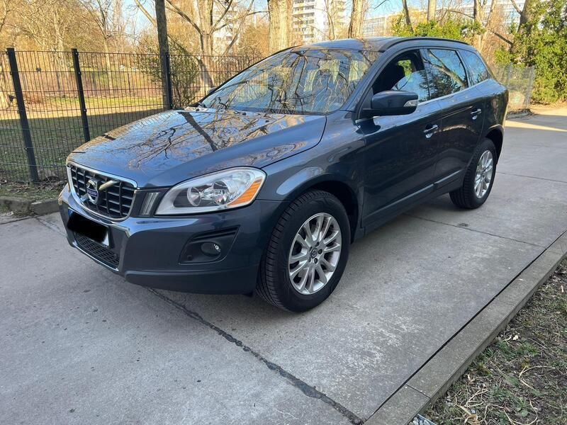 Blau Gebraucht 2010 Volvo XC60 SUV | 9.500 € (Fairer Preis) - Bild 1/4