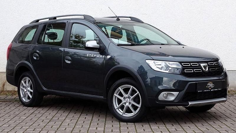 Schwarz Gebraucht 2019 Dacia Logan Stepway Limousine | 11.490 € (Fairer Preis) - Bild 1/4