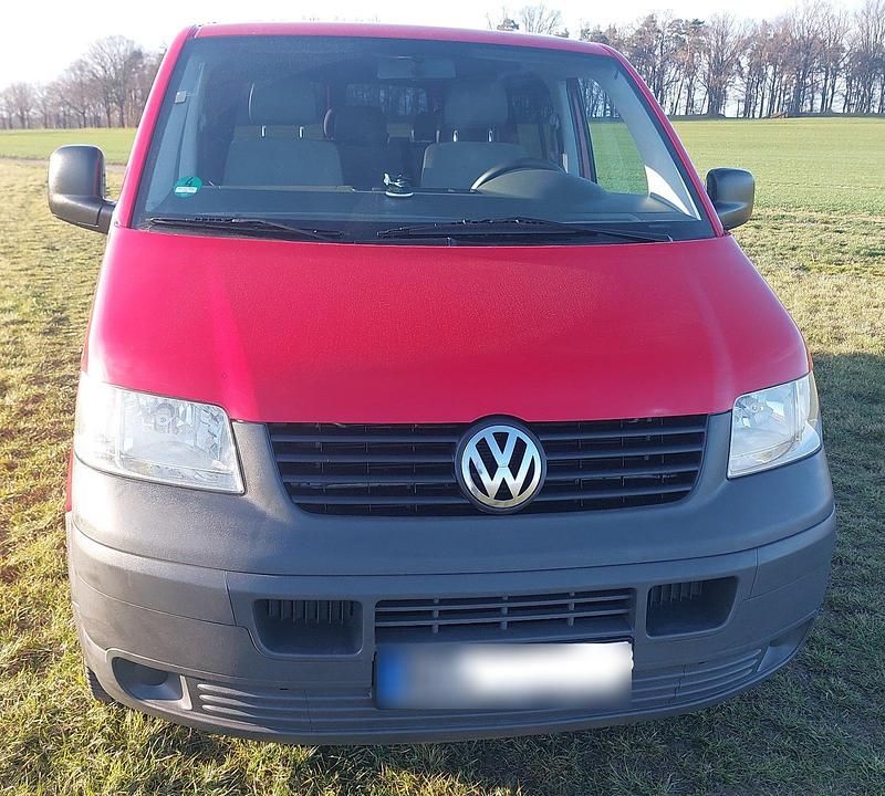 Gebraucht VW T5 131 PS (96 kW) 2007 Rot Van