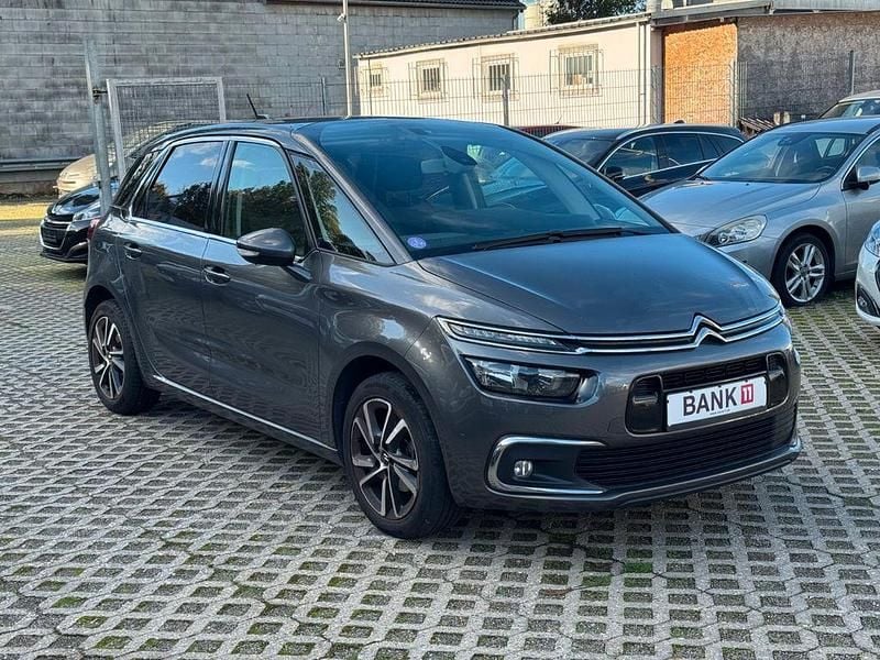 Gris platinium Gebraucht 2018 Citroën C4 SpaceTourer Van / Kleinbus | 7.900 € (Superpreis) - Bild 1/4