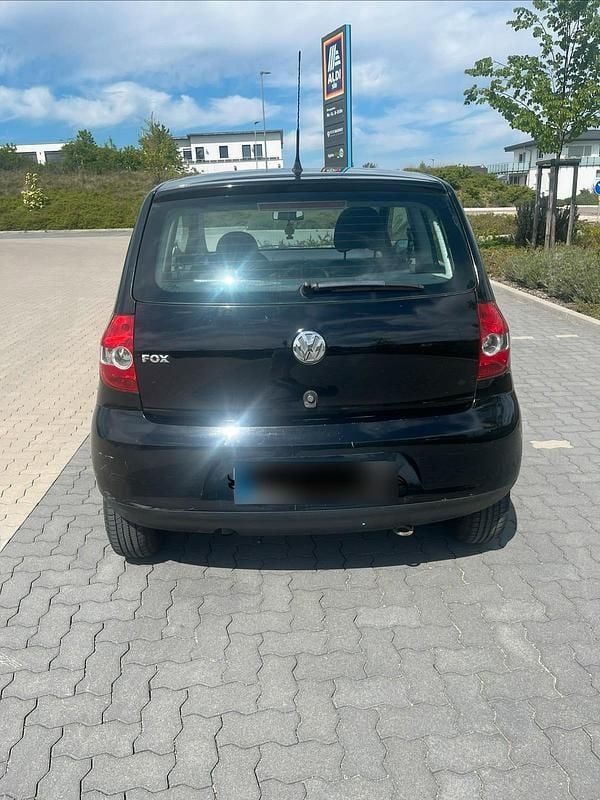 Usata VW Fox 55 CV (40 kW) 2008 Nero Utilitaria
