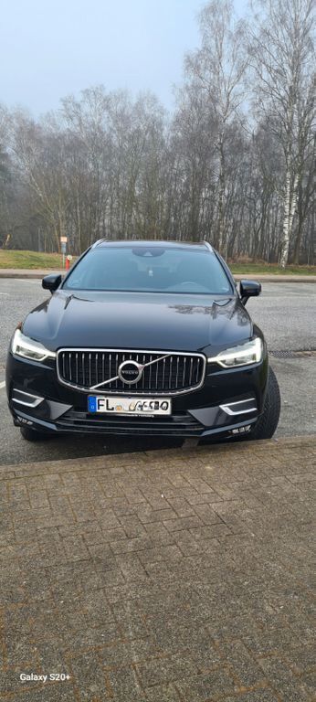 Schwarz Gebraucht 2018 Volvo XC60 Inscription SUV | 23.990 € (Fairer Preis) - Bild 1/4