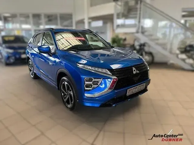 Gebraucht Mitsubishi Eclipse Cross Select 188 PS (138 kW) 2024 Blau SUV