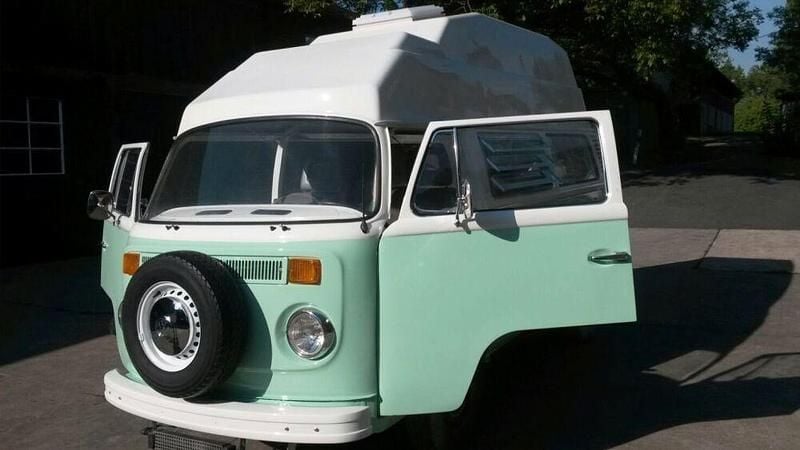 Grün Gebraucht 1979 VW T2 Van | 46.700 € - Bild 1/4
