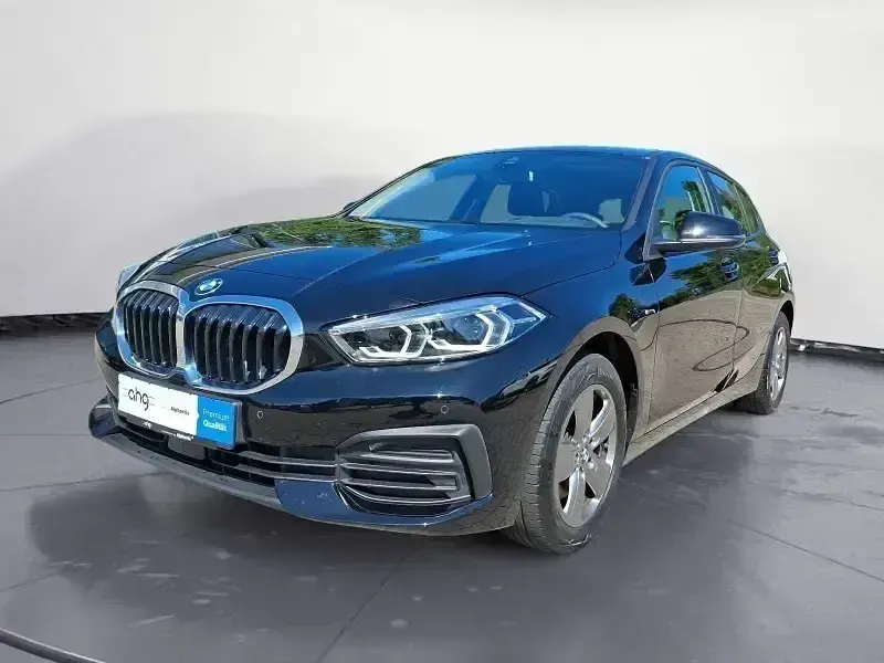Gebraucht BMW 118 Advantage 136 PS (100 kW) 2023 Limousine