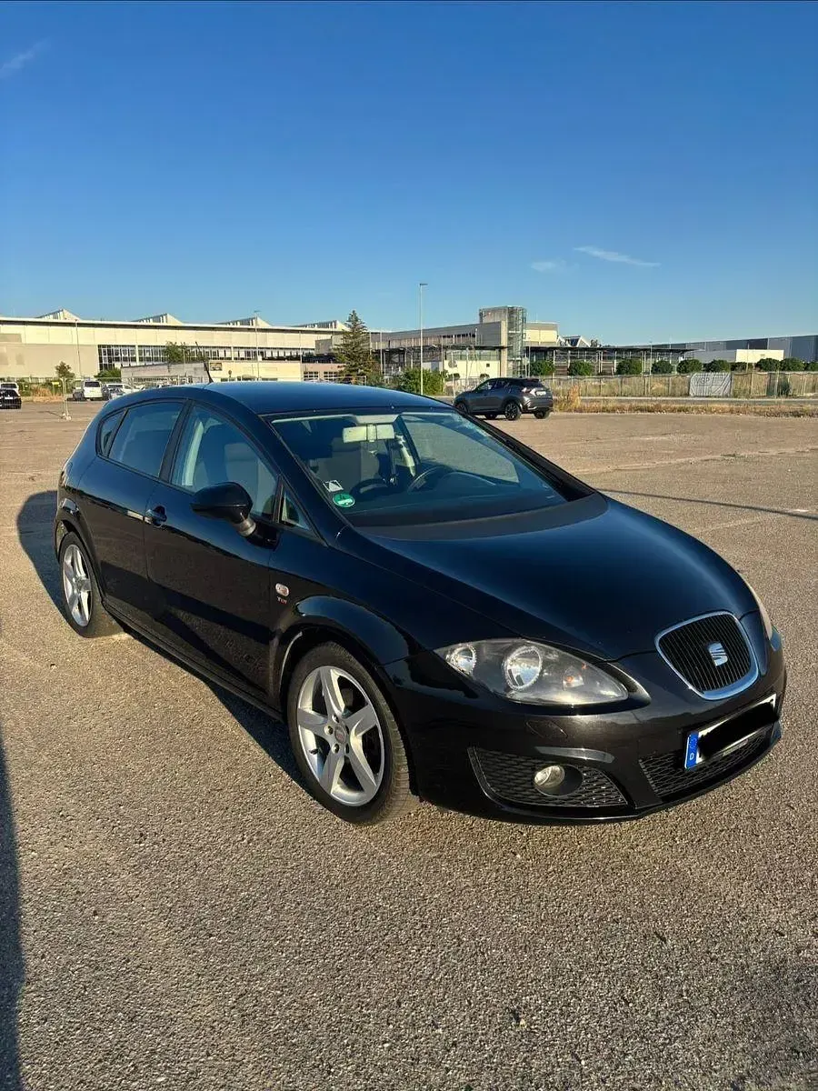 Gebraucht Seat Leon Sport 140 PS (102 kW) 2010 Schwarz Kleinwagen