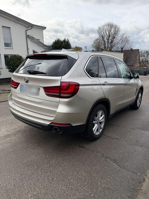 Second-hand BMW X5 258 CP (189 kW) 2015 Argintiu SUV