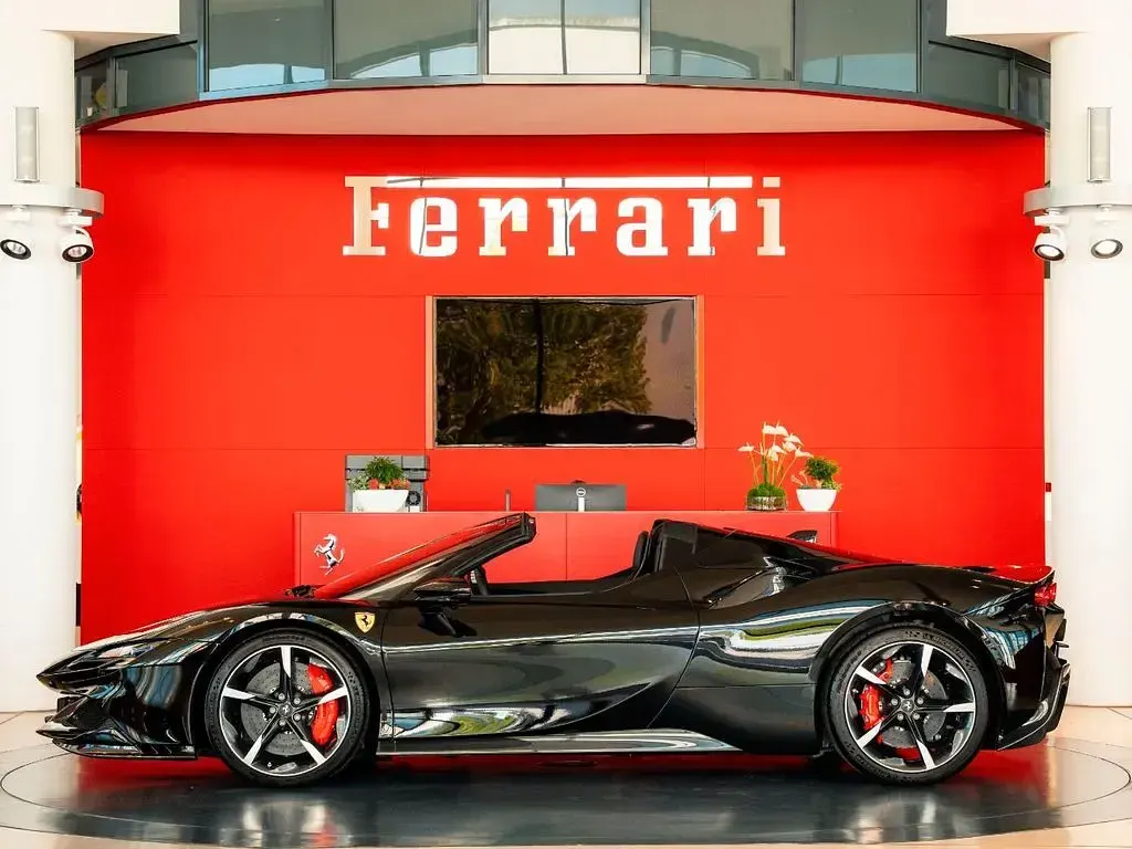Gebraucht Ferrari SF90 780 PS (573 kW) 2021 Nero ds Cabrio