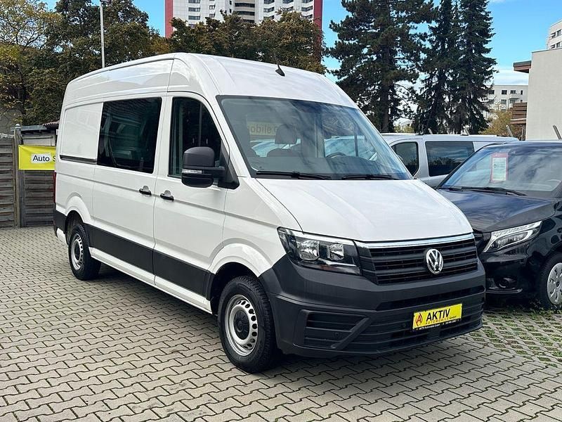 Weiß Gebraucht 2020 VW Crafter Van | 25.800 € (Teuer) - Bild 1/4