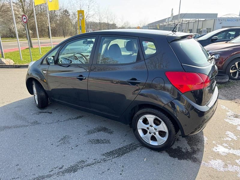 Gebraucht Kia Venga Edition 7 90 PS (66 kW) 2014 Zilinaschwarz met. Kleinwagen