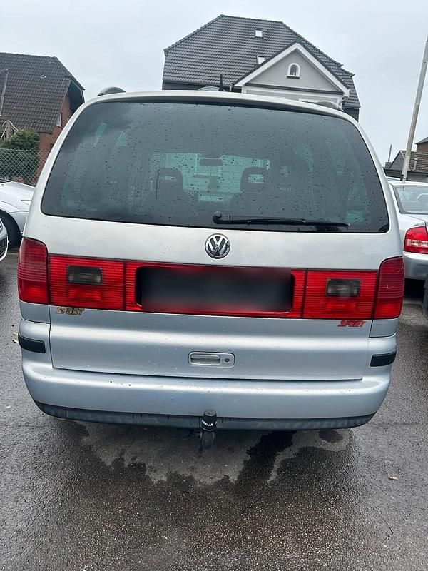 Gebraucht VW Sharan 115 PS (84 kW) 2003 Silber Van / Kleinbus