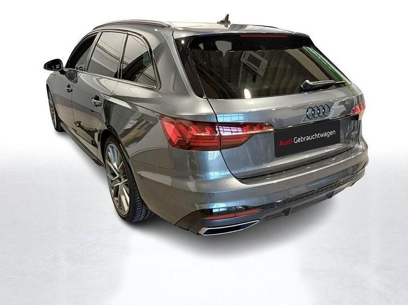 Gebraucht Audi A4 S-Line 204 PS (150 kW) 2023 Daytonagrau perleffekt Kombi