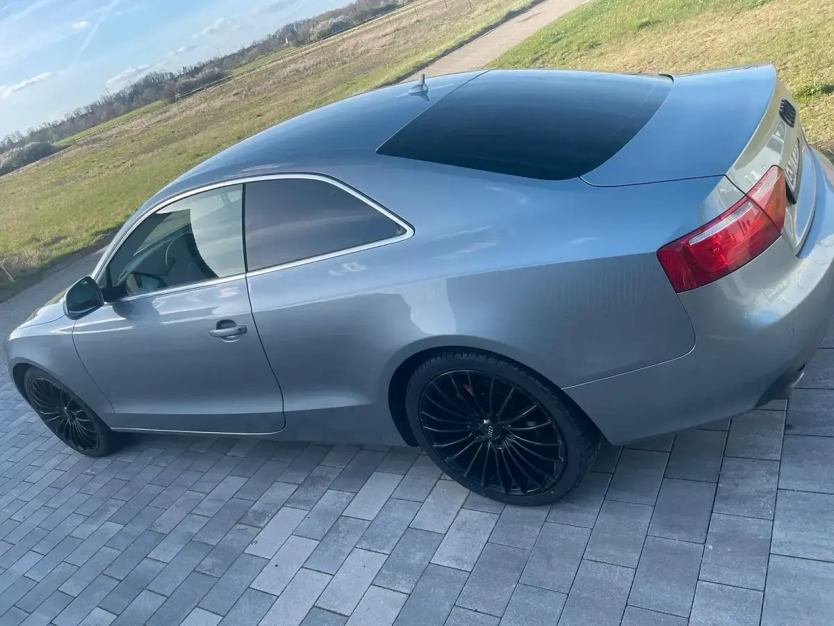 Gebraucht Audi A5 190 PS (139 kW) 2009 Silber Coupé