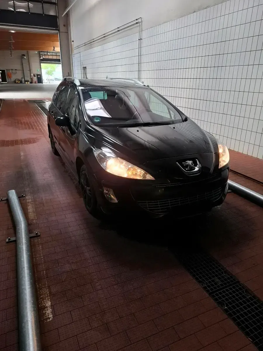 Gebraucht Peugeot 308 2011 Schwarz Kombi