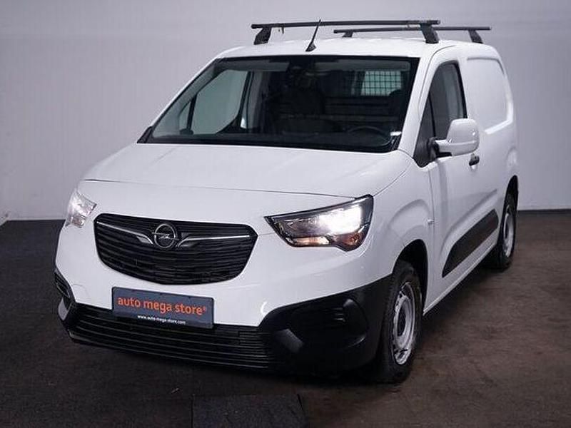 Weiß Gebraucht 2020 Opel Combo Edition Van / Kleinbus | 9.996 € (Superpreis) - Bild 1/4