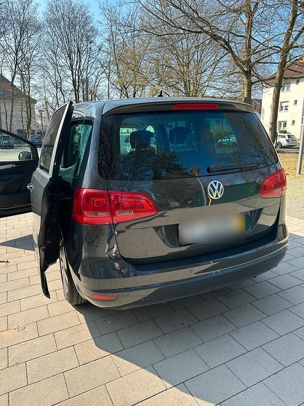 Gebraucht VW Sharan 140 PS (102 kW) 2015 Grau Van / Kleinbus