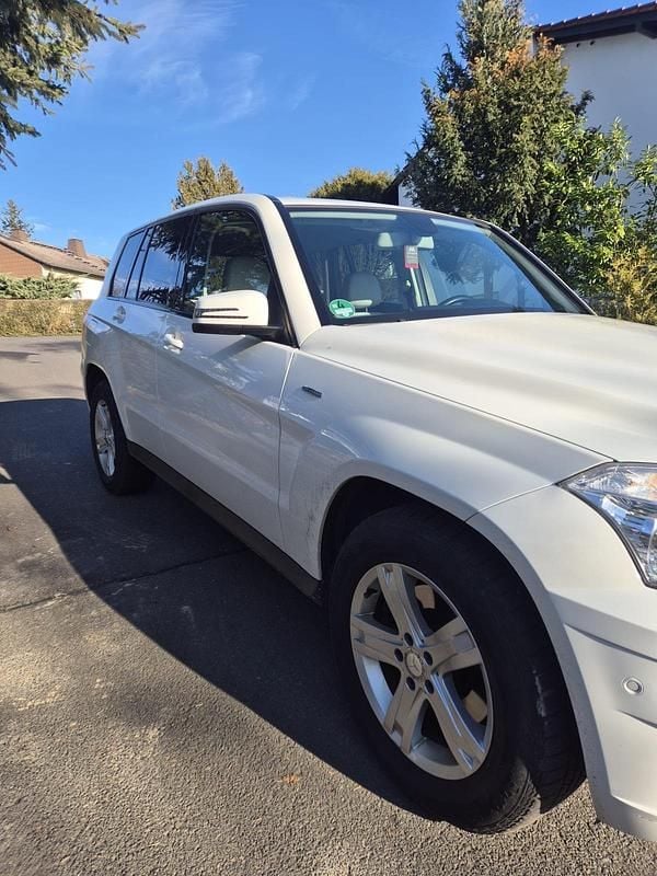 Gebraucht Mercedes GLK220 170 PS (125 kW) 2010 Weiß SUV