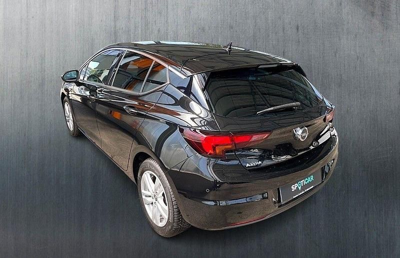 Gebraucht Opel Astra Elegance 131 PS (96 kW) 2020 Schwarz metallic Limousine