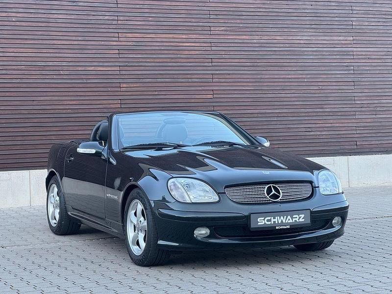 Gebraucht Mercedes SLK200 163 PS (119 kW) 2002 Grün Cabrio