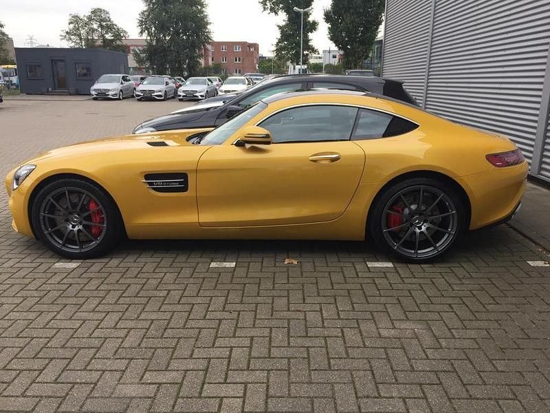 Gelb Gebraucht 2015 Mercedes AMG GT S AMG Coupé | 93.800 € - Bild 1/4