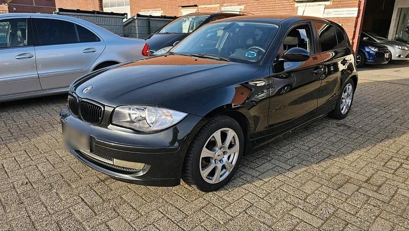 Gebraucht BMW 116 116 PS (85 kW) 2007 Schwarz Kleinwagen