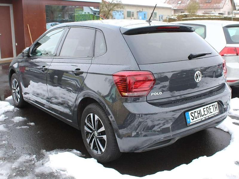 Gebraucht VW Polo IQ Drive 65 PS (47 kW) 2019 Uranograu Kleinwagen