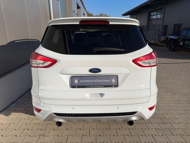 Gebraucht Ford Kuga Individual 150 PS (110 kW) 2014 Weiß SUV