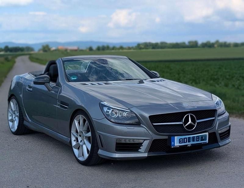 Silber Gebraucht 2012 Mercedes SLK55 AMG AMG Cabrio | 34.490 € (Guter Preis) - Bild 1/4