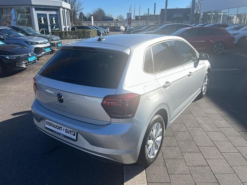 Gebraucht VW Polo Highline 110 PS (80 kW) 2021 Silber Limousine