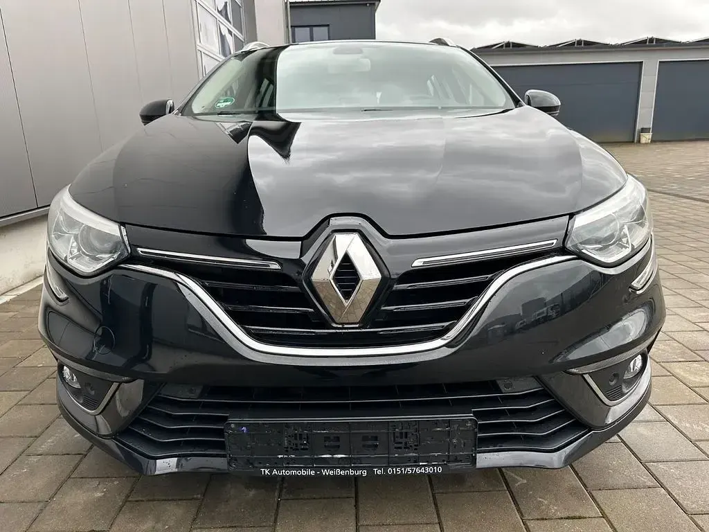 Gebraucht Renault Mégane 132 PS (97 kW) 2017 Schwarz Limousine