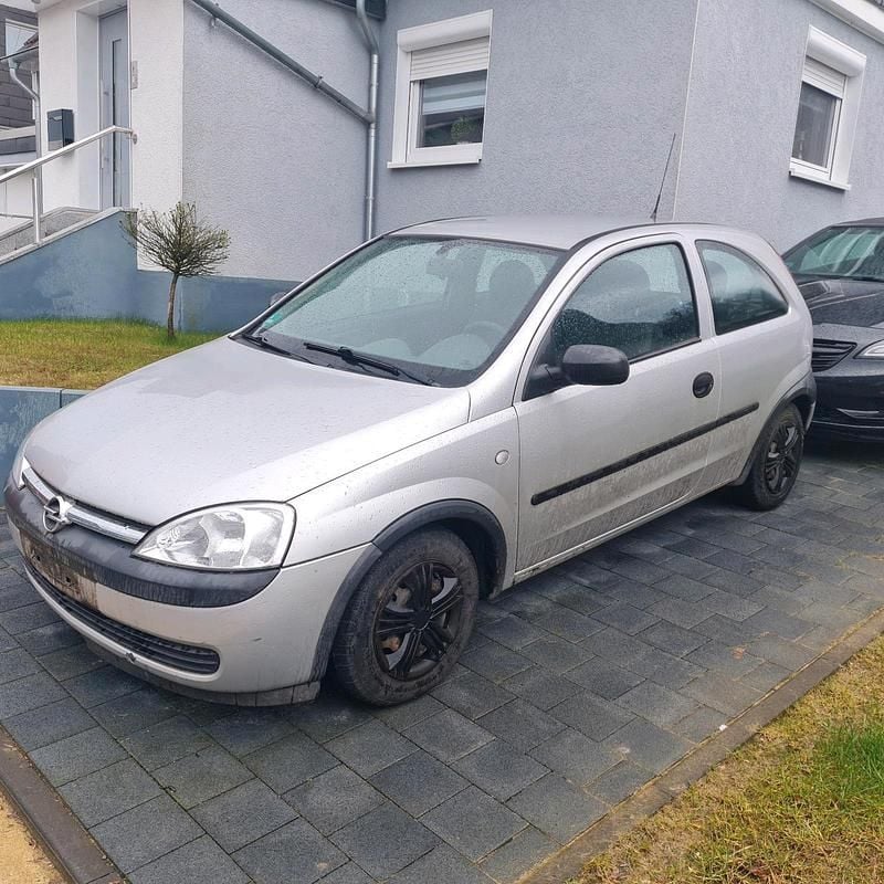 Gebraucht Opel Corsa 58 PS (42 kW) 2002 Silber Kleinwagen