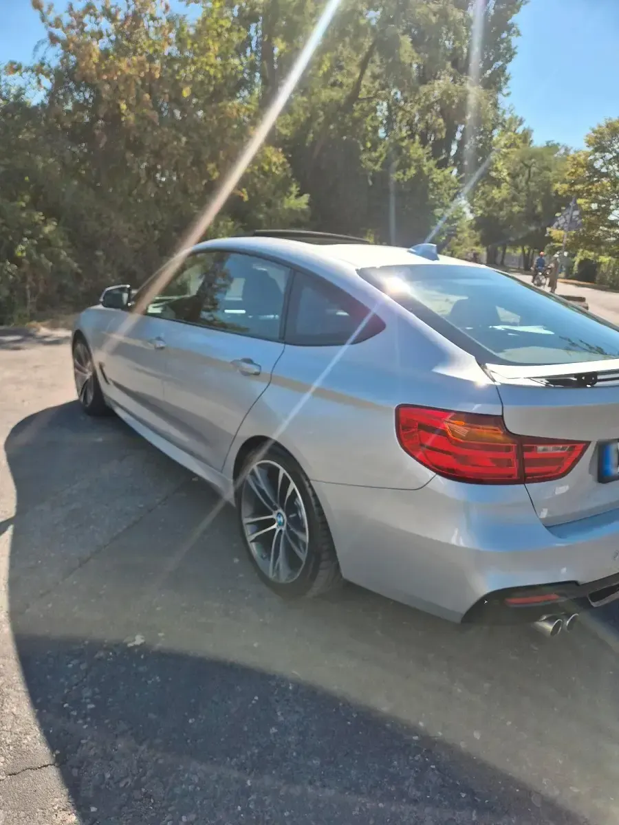 Gebraucht BMW 330 M Sport 258 PS (189 kW) 2017 Silber Limousine