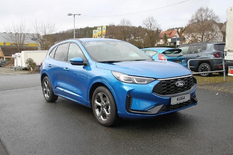 Gebraucht Ford Kuga ST-Line 152 PS (111 kW) 2025 Dynamicblau metallic SUV