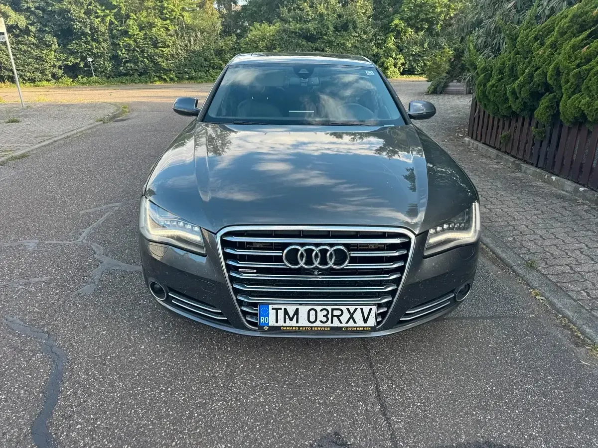 Gebraucht Audi A8 245 PS (180 kW) 2012 Grau Limousine