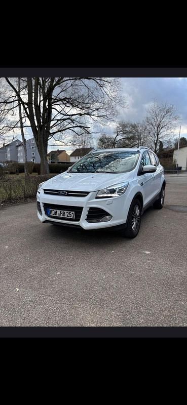Weiß Gebraucht 2014 Ford Kuga SUV | 6.800 € (Superpreis) - Bild 1/4