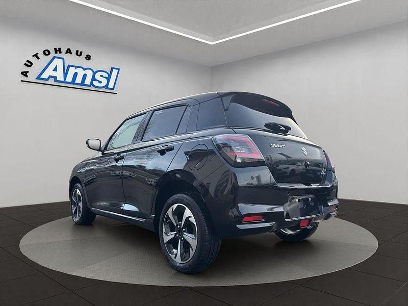 Neu Suzuki Swift Comfort+ 83 PS (61 kW) 2025 Schwarz Limousine