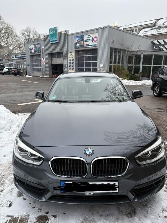 Gebraucht BMW 118 136 PS (100 kW) 2018 Grau Kleinwagen