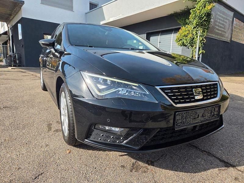 Schwarz Gebraucht 2018 Seat Leon XCELLENCE Limousine | 12.000 € (Guter Preis) - Bild 1/4