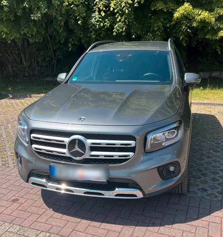 Gebraucht Mercedes GLB200 Progressive 150 PS (110 kW) 2021 Grau SUV