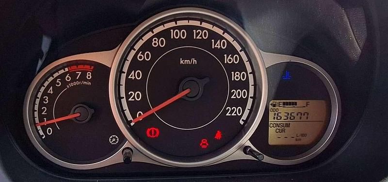 Gebraucht Mazda 2 Active 84 PS (61 kW) 2011 Grau Kleinwagen