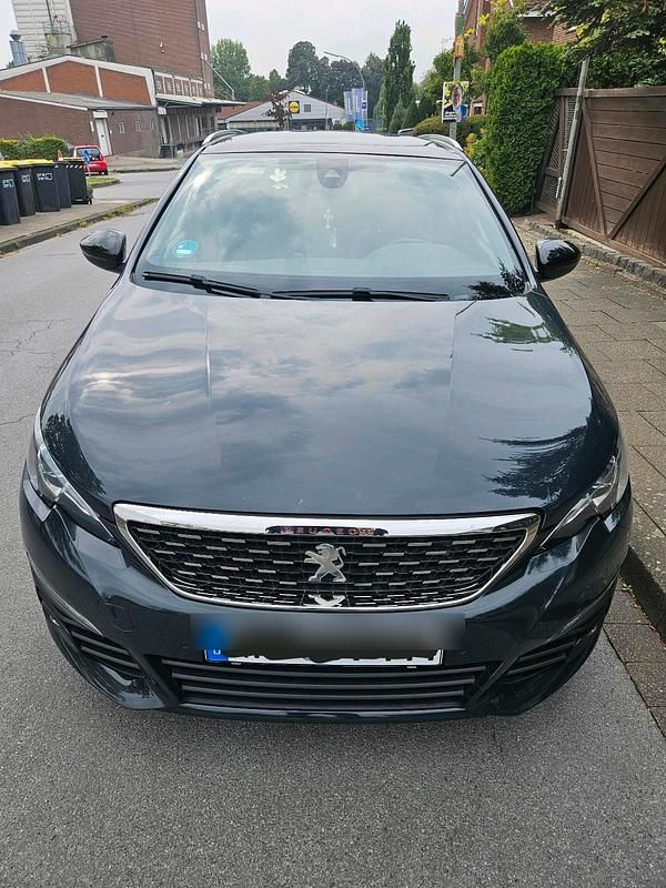 Grau Gebraucht 2019 Peugeot 308 GT Kombi | 16.000 € (Etwas zu teuer) - Bild 1/4