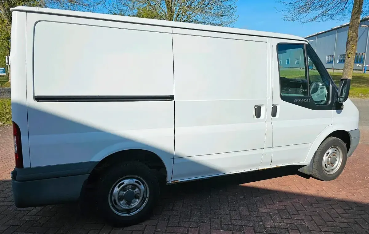 Gebraucht Ford Transit 86 PS (63 kW) 2011 Weiß Pickup