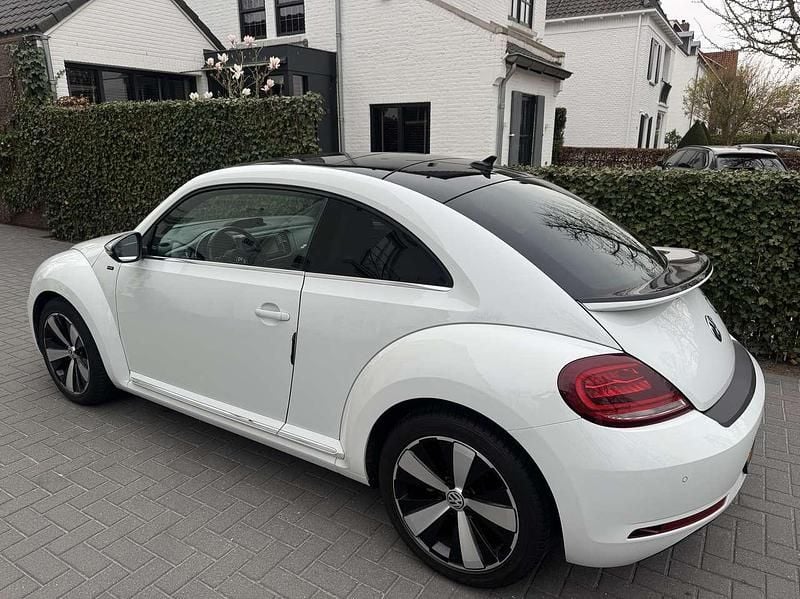 Gebraucht VW Beetle Allstar 150 PS (110 kW) 2017 Weiß Kleinwagen