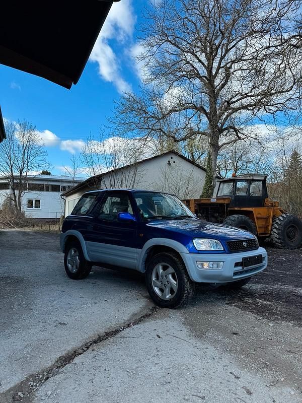 Gebraucht Toyota RAV4 129 PS (94 kW) 1999 SUV