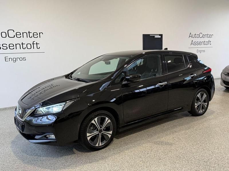 Gebraucht Nissan Leaf Tekna 160 kW (218 PS) 2021 Schwarz Kleinwagen