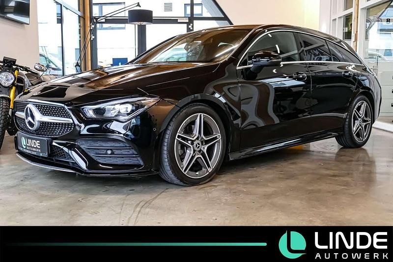 Nachtschwarz unilack Gebraucht 2021 Mercedes CLA200 AMG line Kombi | 22.490 € (Guter Preis) - Bild 1/4