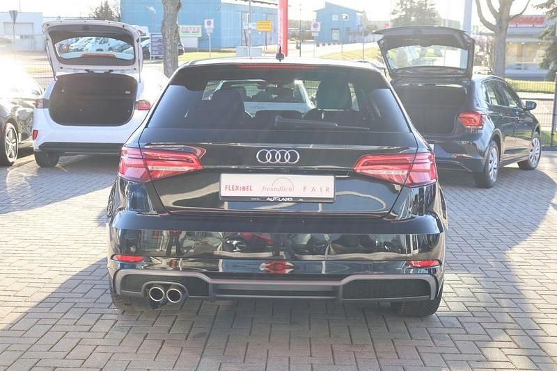 Gebraucht Audi A3 S-Line 150 PS (110 kW) 2019 Mythosschwarz metallic Limousine